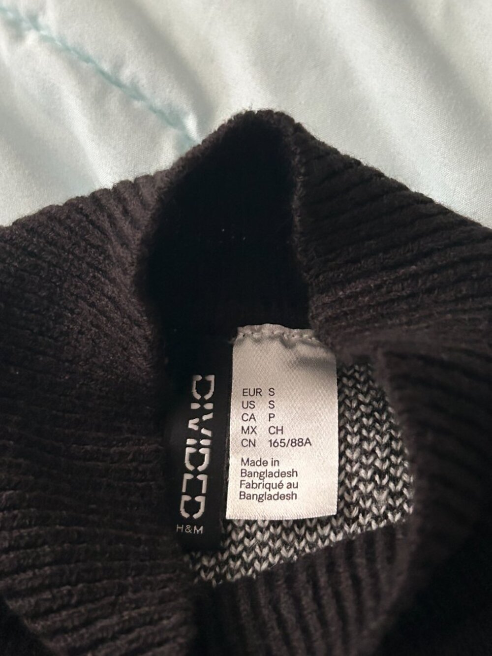 H&M Divided Checkered Knit Sweater Dress Women's Small Winter Cozy Holiday GUC - Picture 4 of 5